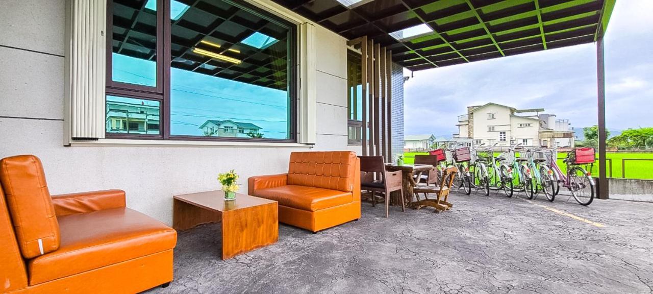 宜人生活溜滑梯親子民宿 Easylife B&B Dongshan  Bagian luar foto